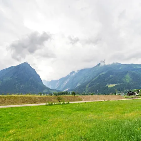 Appartement In Neukirchen Near Lift Wald im Pinzgau